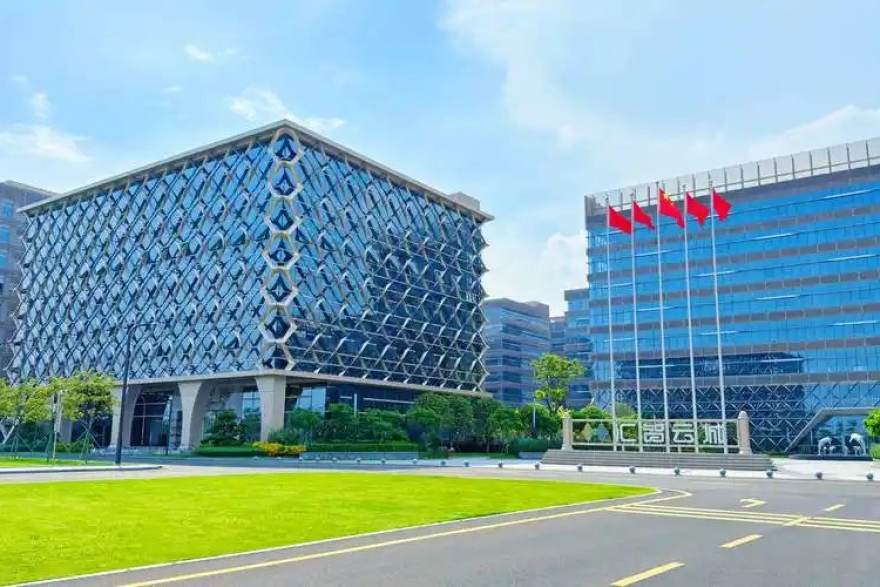 看球网 欧冠联赛阶段前瞻:攻防转换速度或成豪门对决胜负手